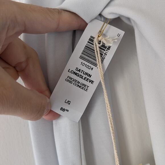 NWT Aritzia Wilfred Saturn Long Sleeve Frozen Gray Faux Wrap Midi Dress, size L - Picture 3 of 6